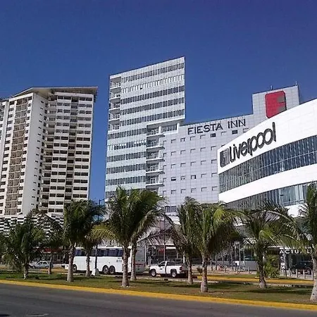 Luxury Apartment In Shopping Center And Spectacular View